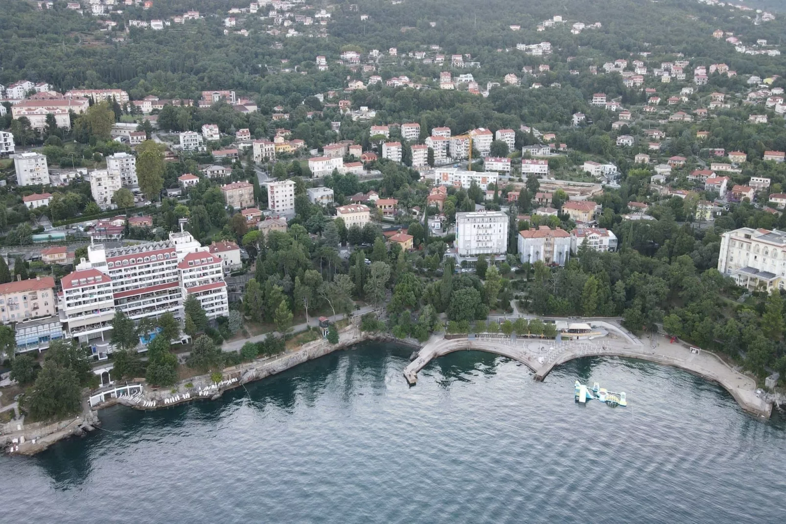 Aqua Maris Lovran - Two Bedroom Apartment with Balcony and Sea view-Ambiance