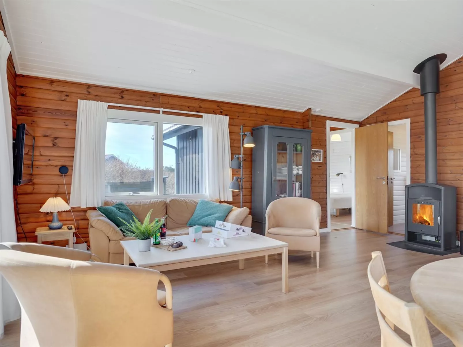 "Efra" - 400m from the sea-Inside