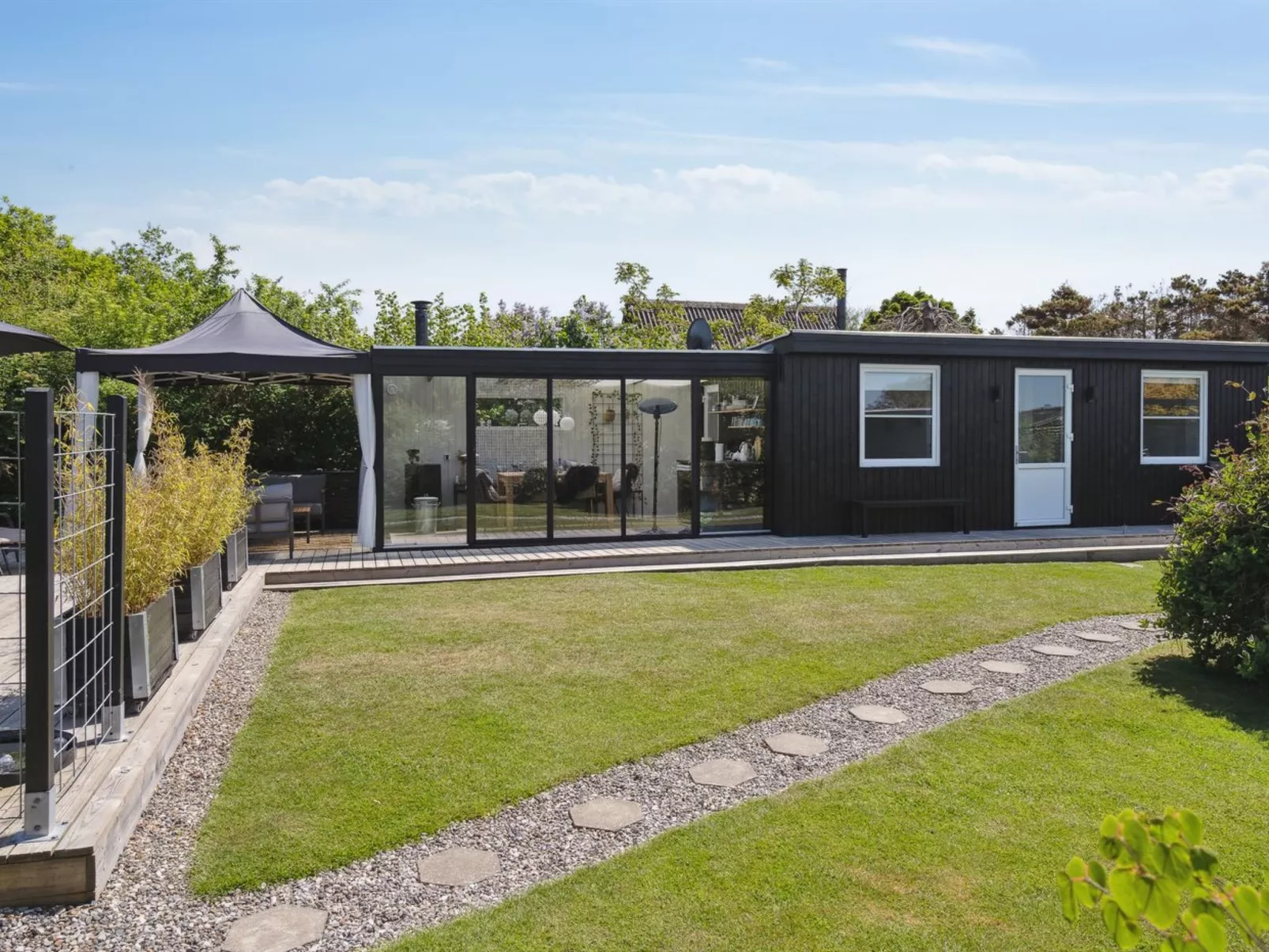 "Helmina" - 125m from the sea-Dehors