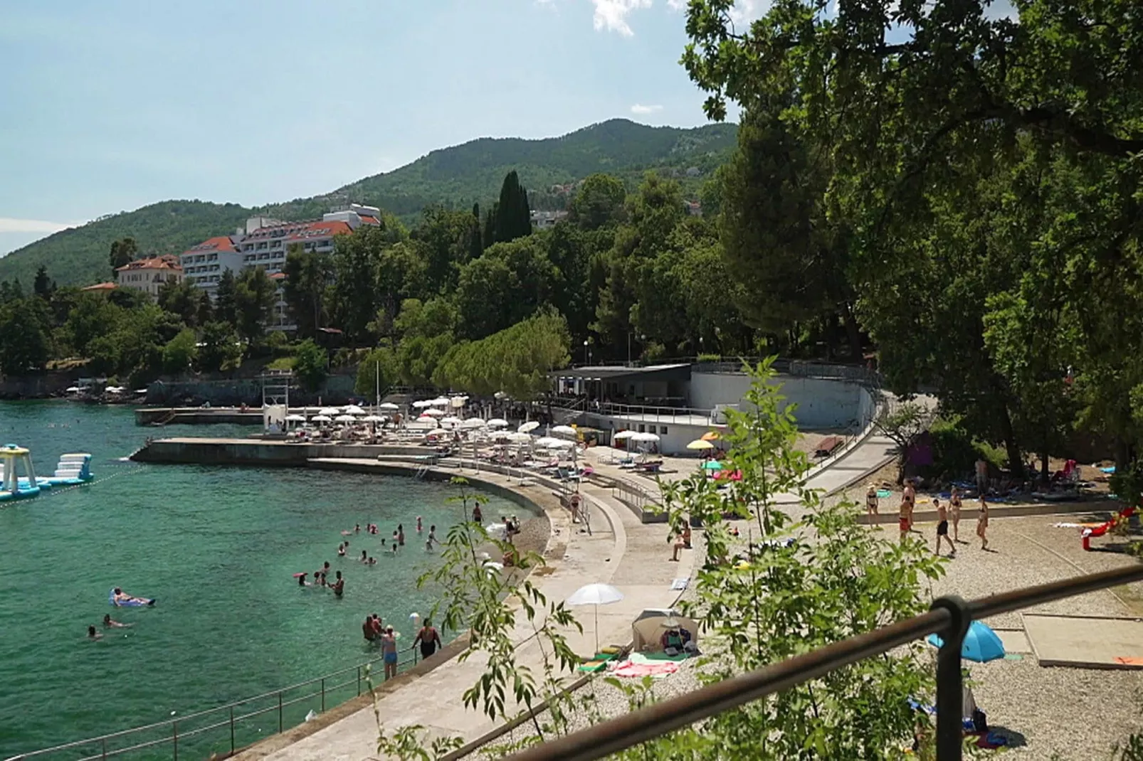 Aqua Maris Lovran - Two Bedroom Apartment with Balcony and Sea view-Ambiance