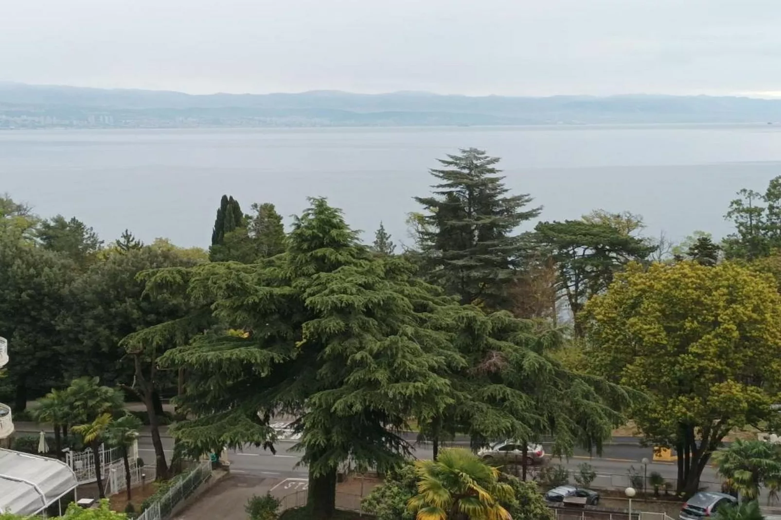 Aqua Maris Lovran - Two Bedroom Apartment with Balcony and Sea view-Vue