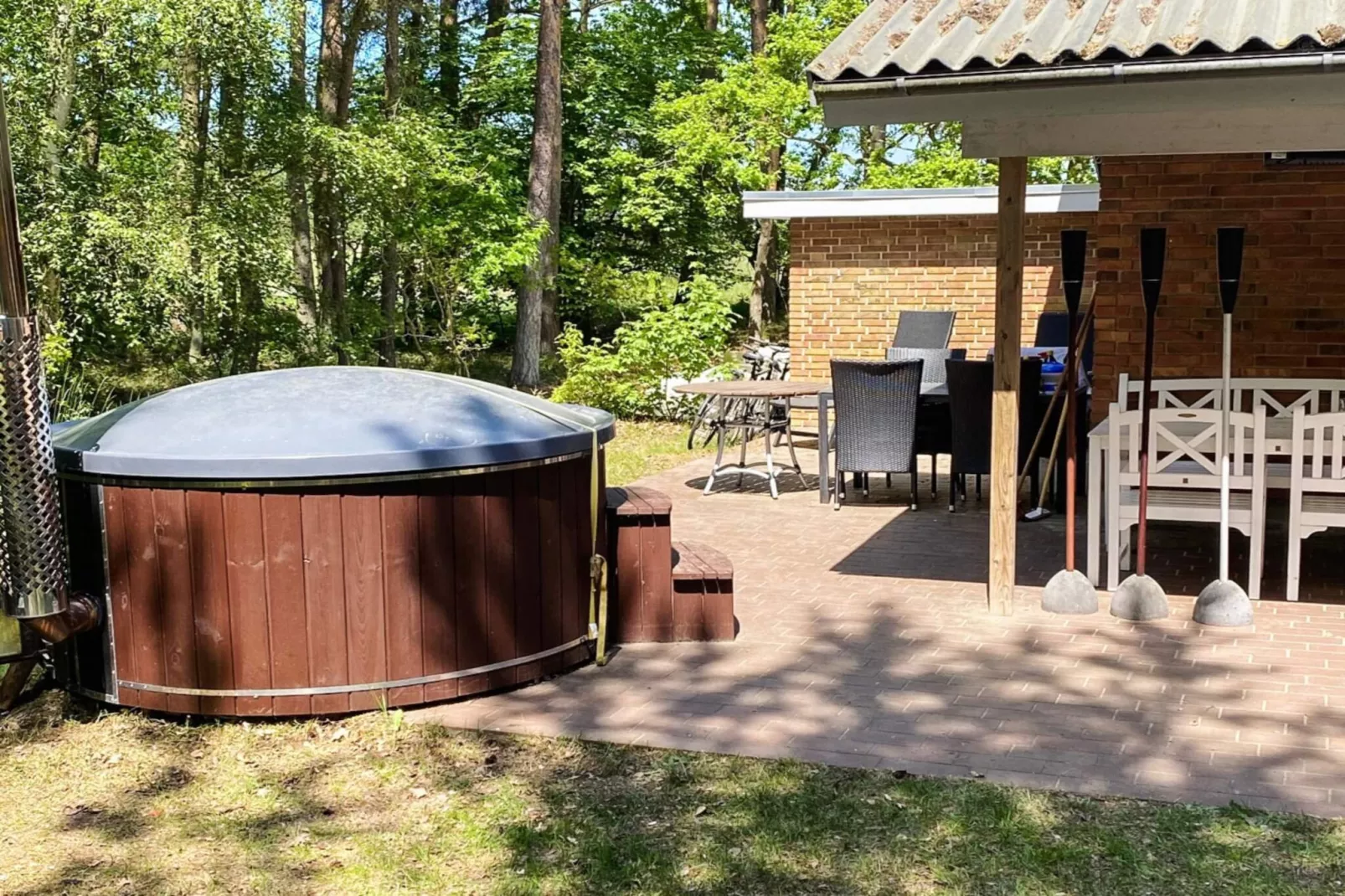 8 Personen Ferienhaus in Aakirkeby-Im Freien