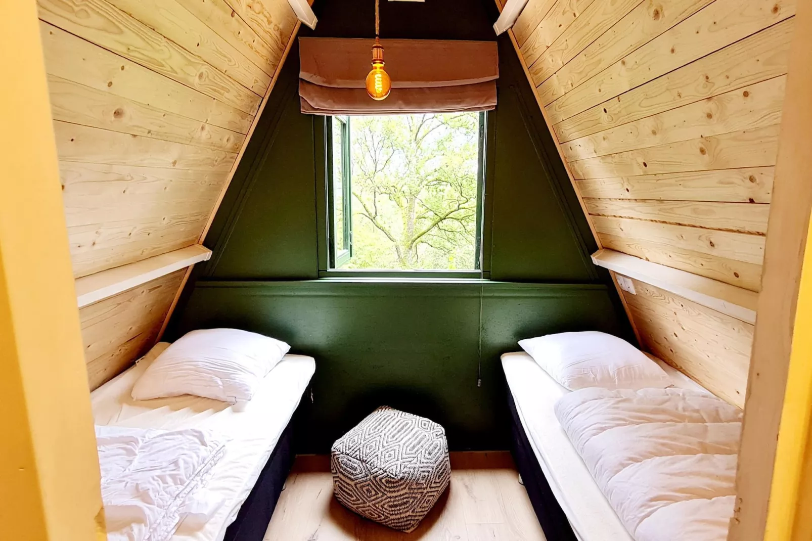 Chalet no 207-Bedroom