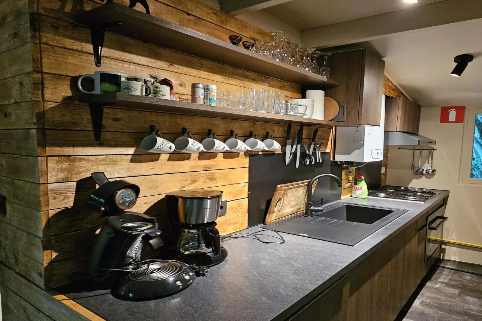 Chalet no 209-Kitchen