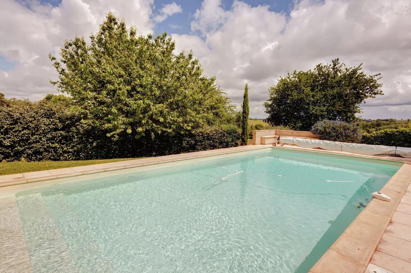 Le Chêne-Liège-Schwimmbad