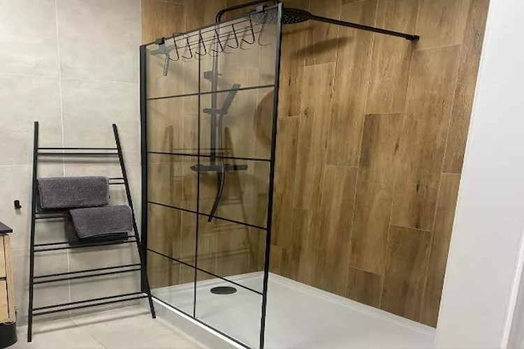 Apartament Spadochroniarzy Polskich 8b/12 Dziwnów-Bathroom