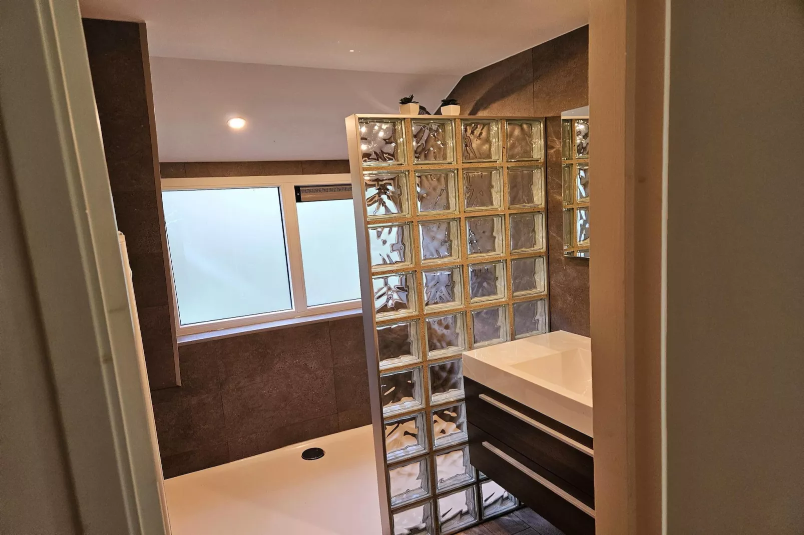 Chalet no 76-Badezimmer