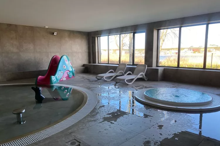 Apartament Spadochroniarzy Polskich 8b/12 Dziwnów-Swimming pool