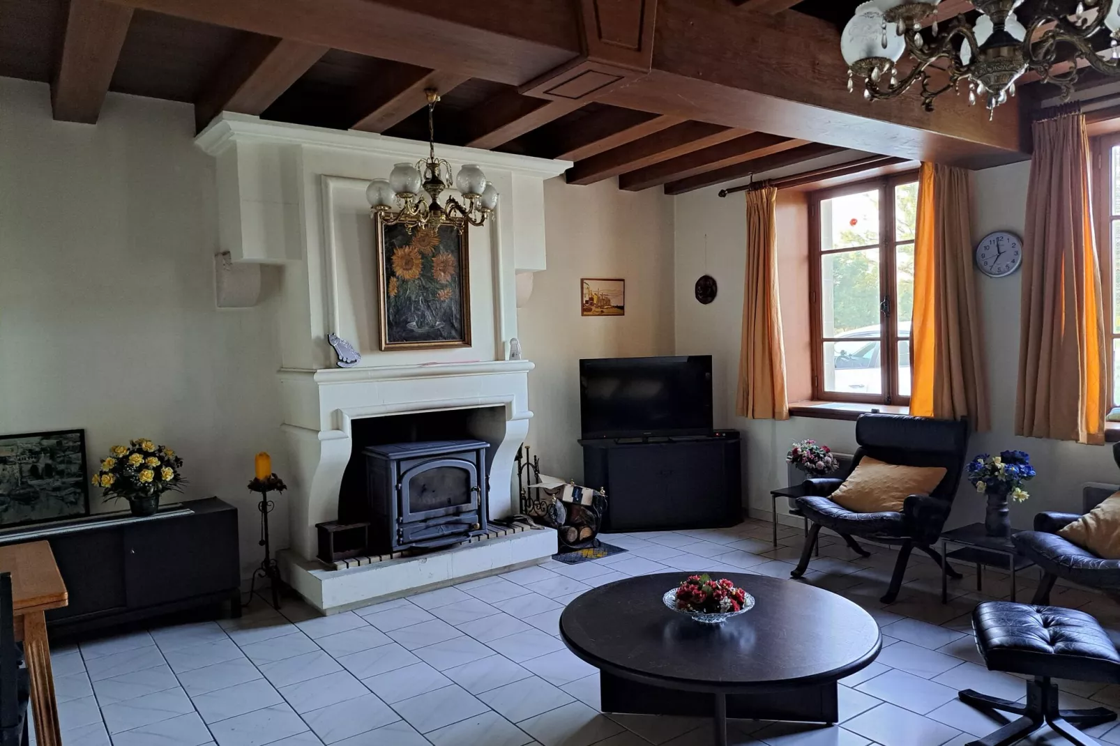 Maison de vacances -   VIEURE-Living room