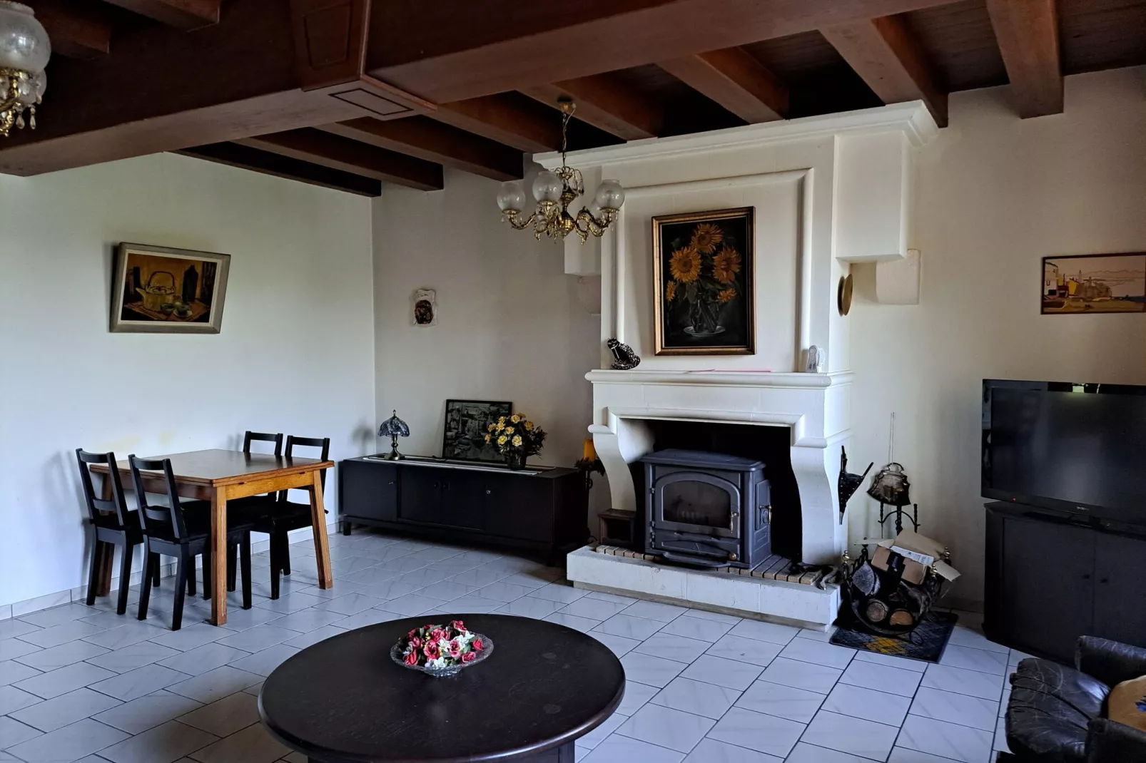 Maison de vacances -   VIEURE-Living room