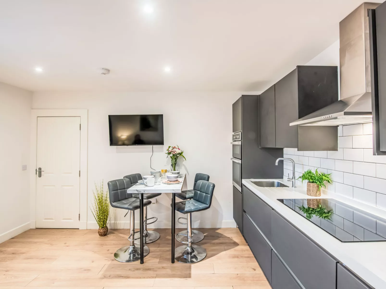 Fishertown Apartment