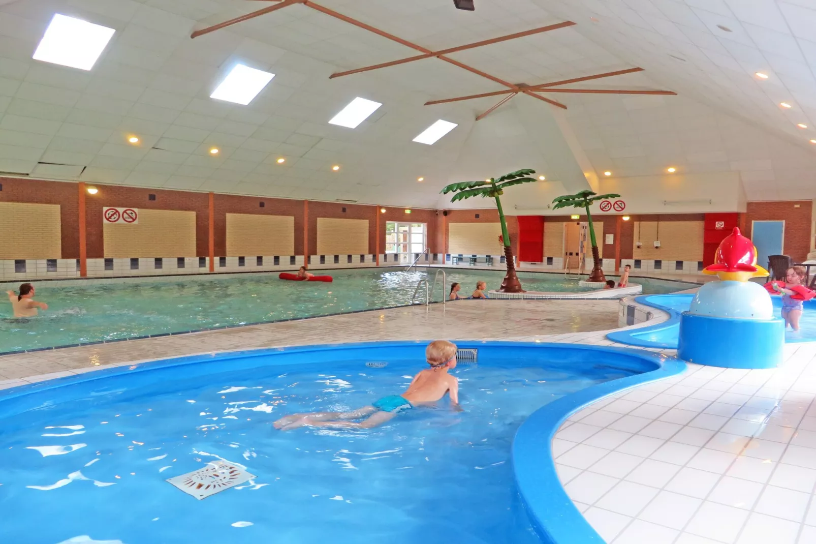 Villavakantiepark IJsselhof 1-Piscine
