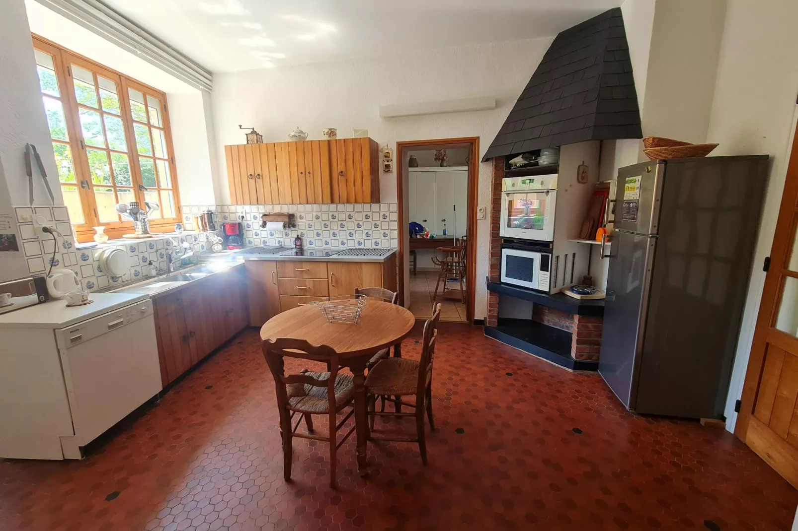 La Burgunde-Kitchen