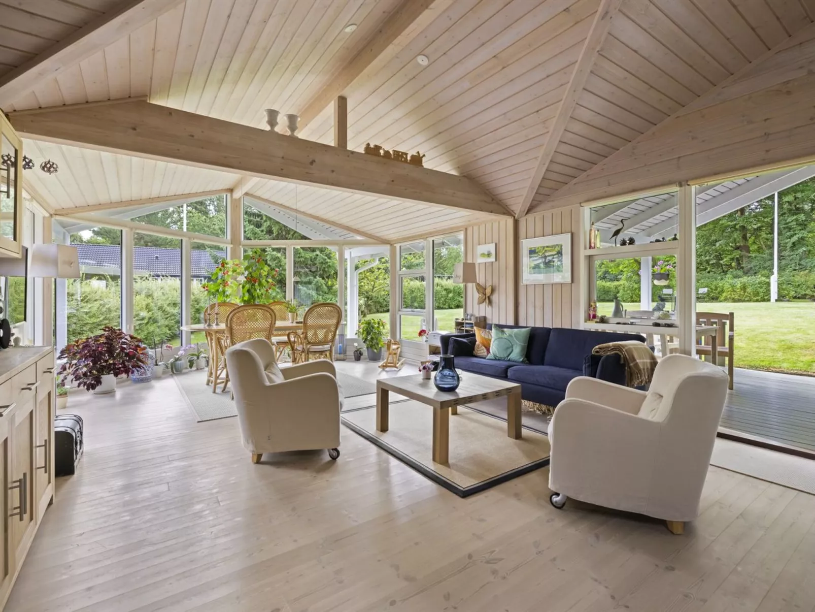 "Franke" - 1.2km from the sea-Dedans