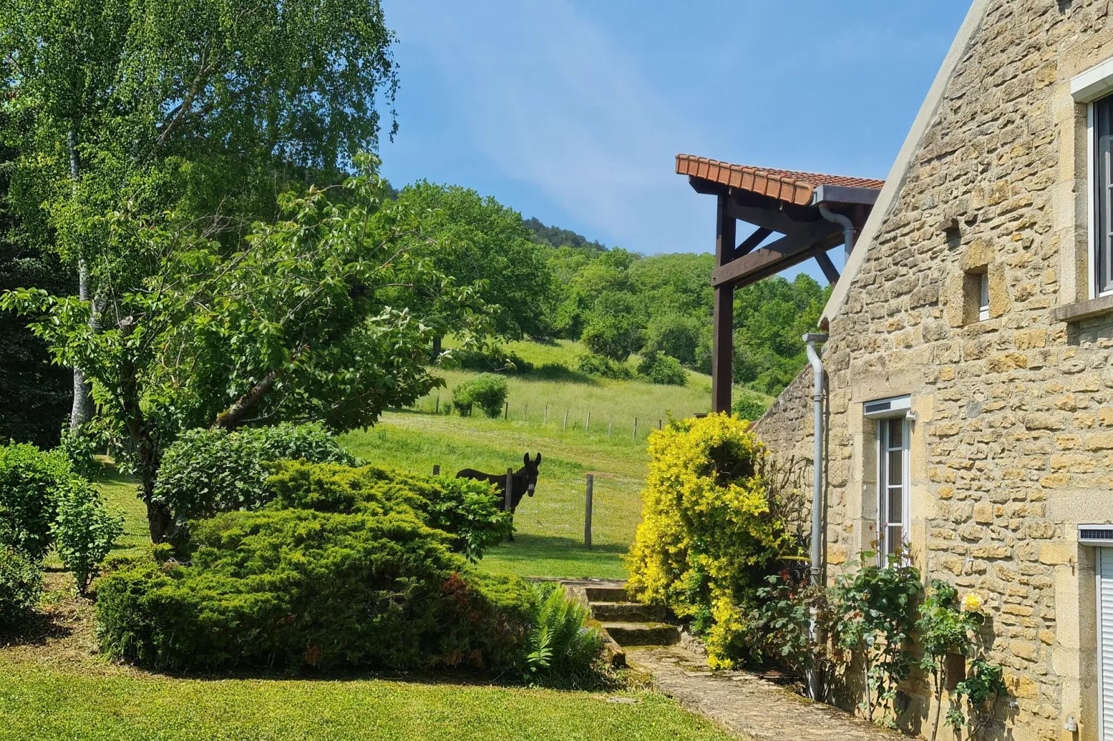 La Burgunde-Gardens summer