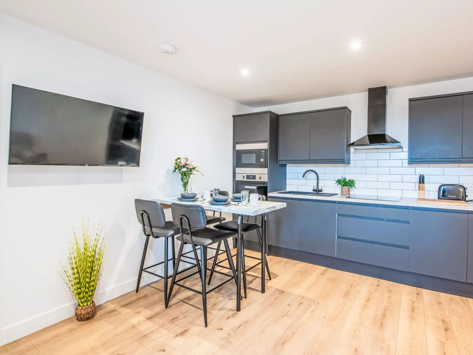 Fishertown Apartment 1st Floor-Inside