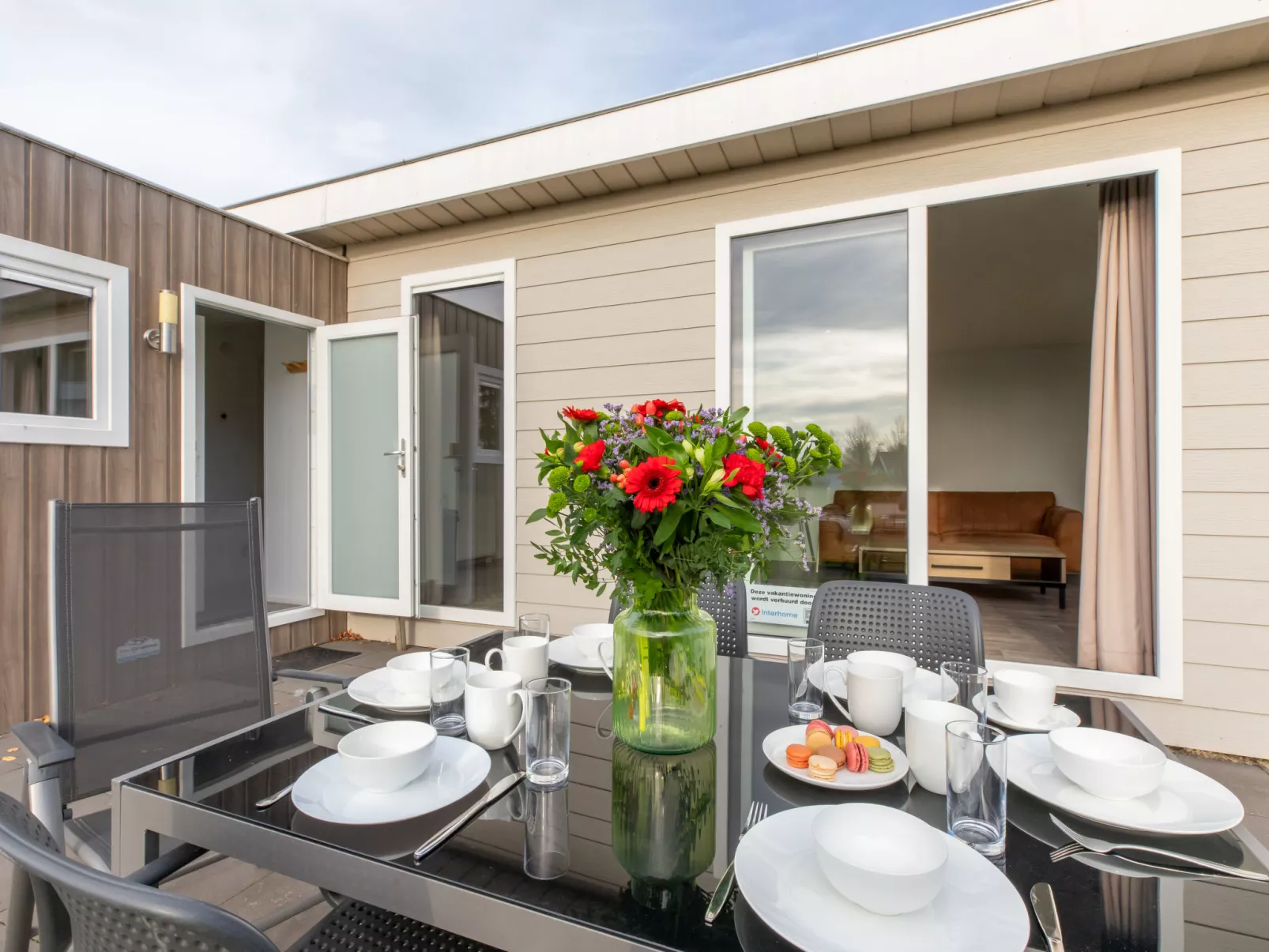 Hart van Zeeland-Outside