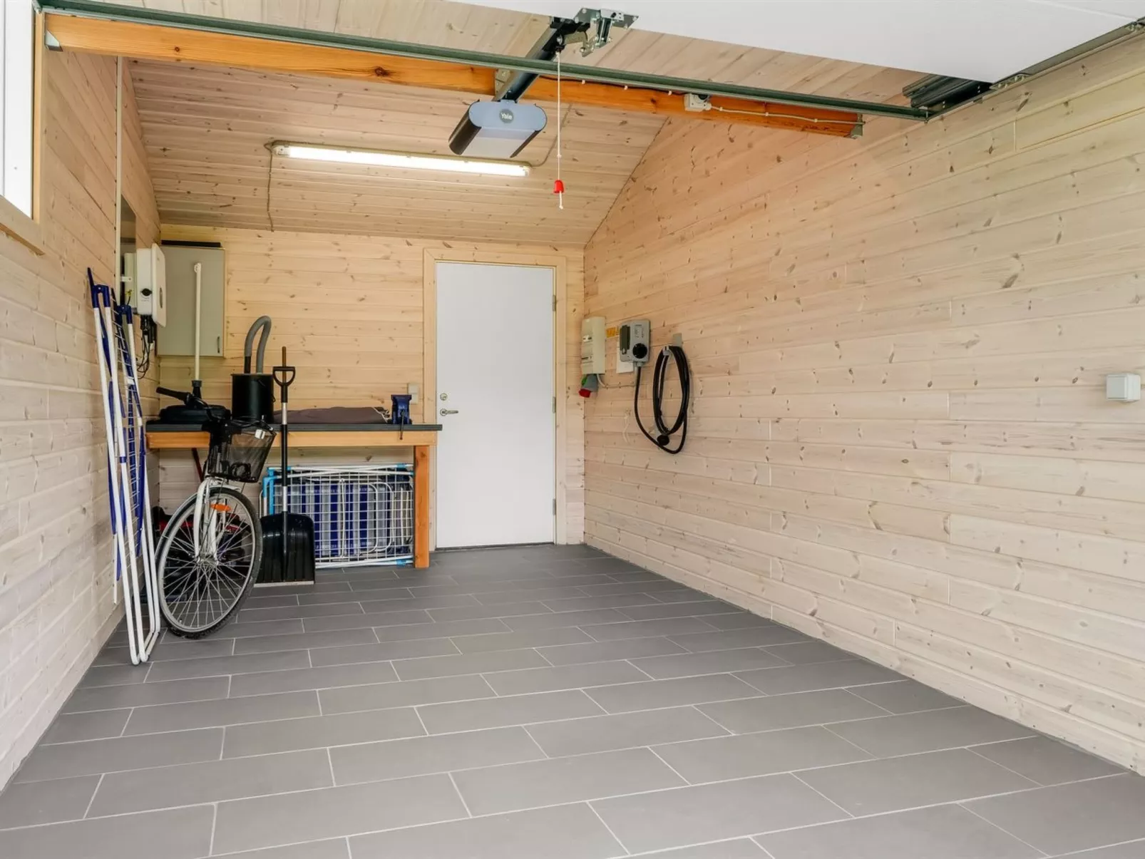 "Ensio" - 1.2km from the sea-Dedans