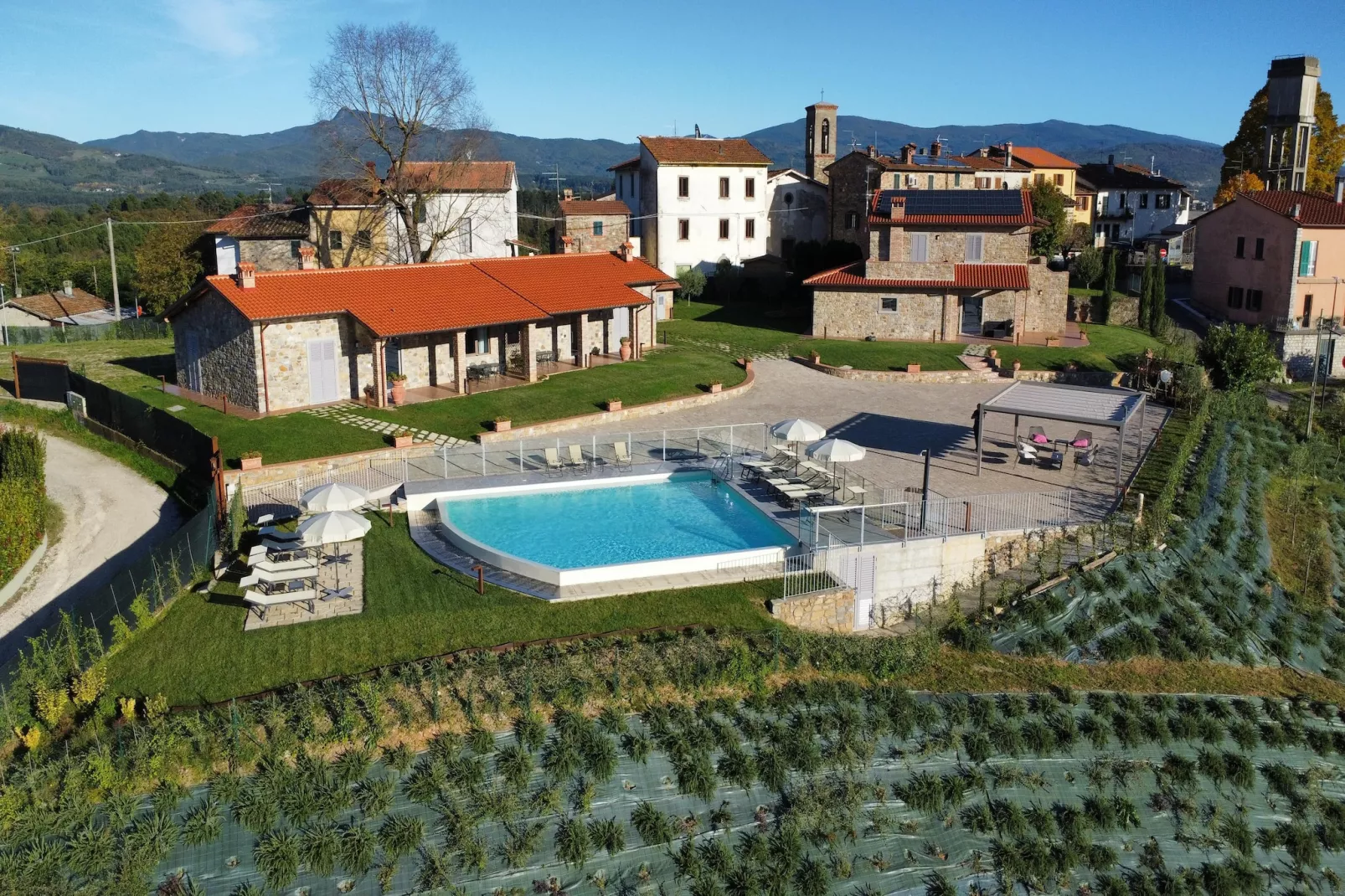 La Rosa-Exterior in summer