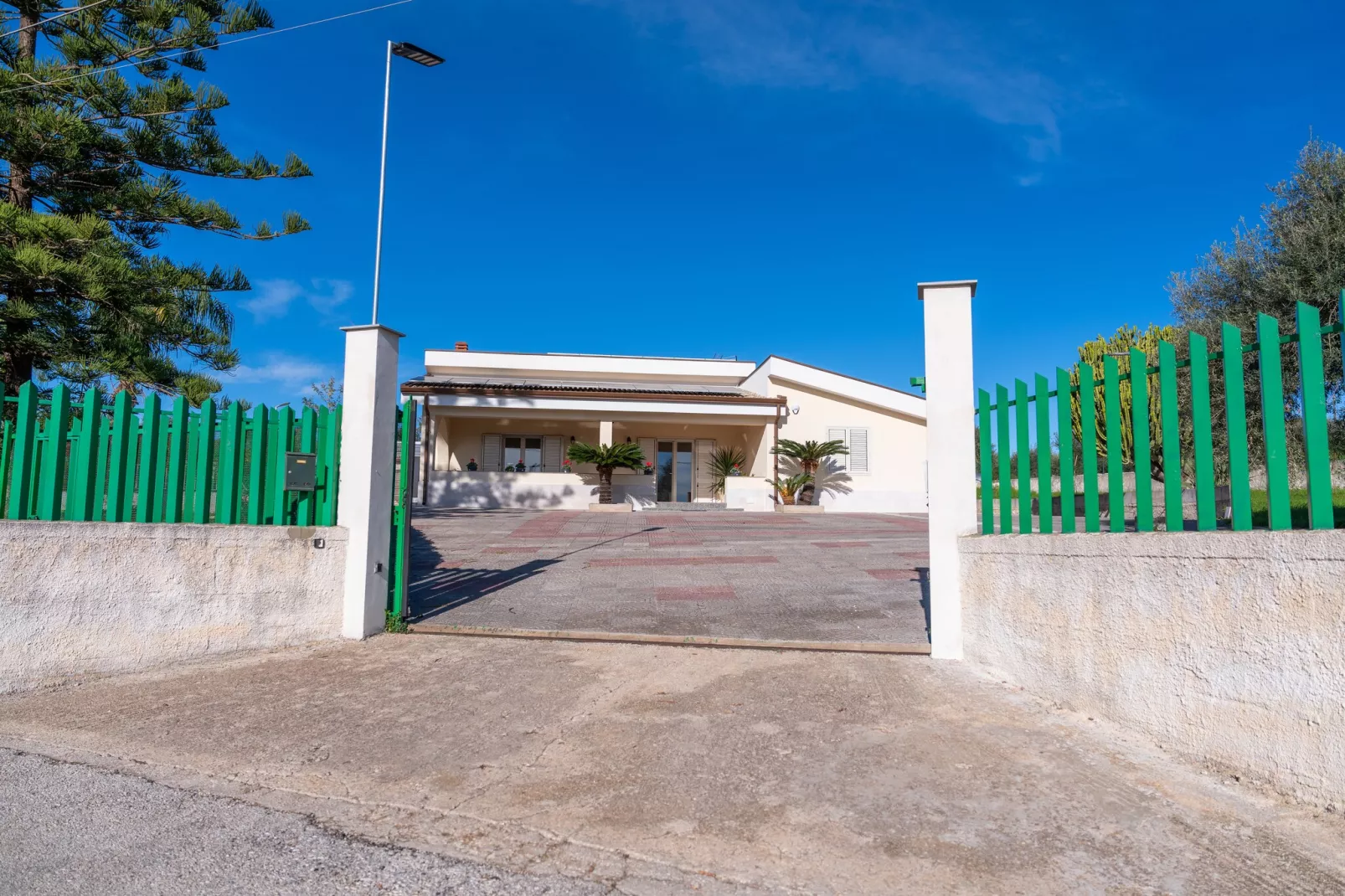 Villa Ninfa-Empfangshalle