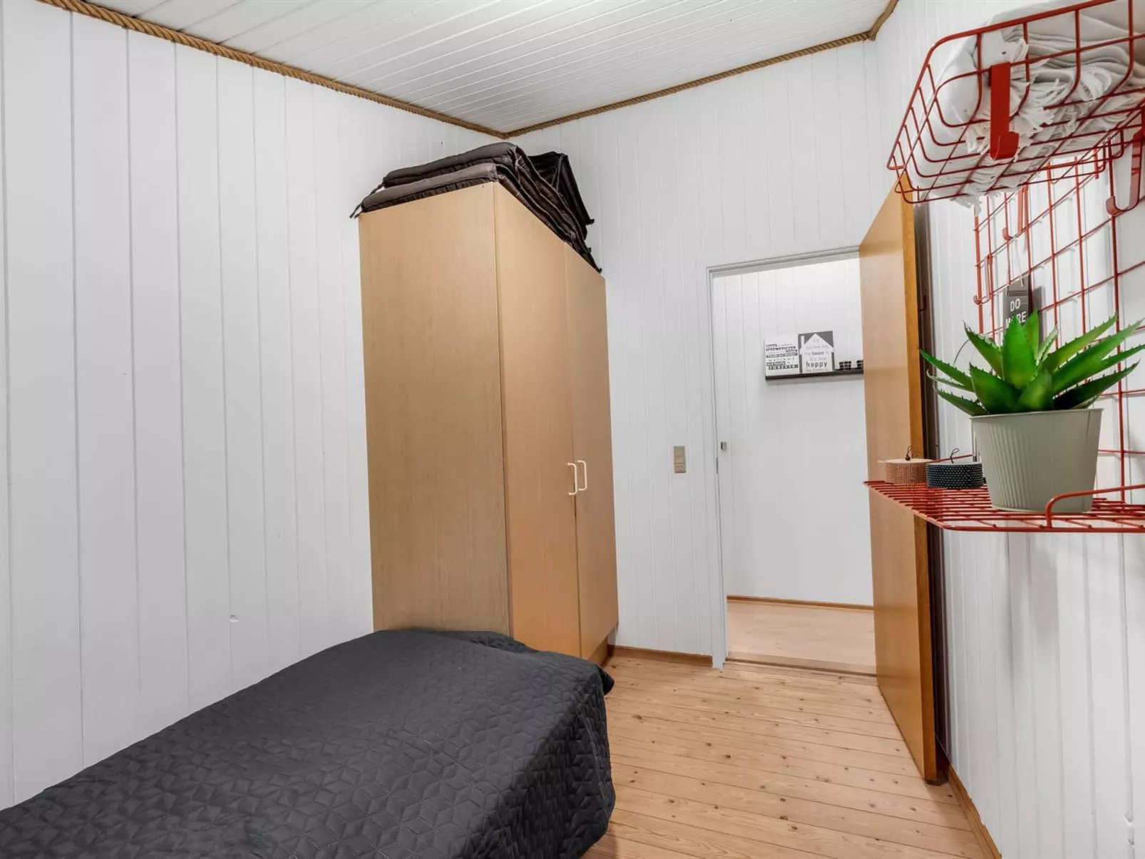 "Veera" -  from the sea-Inside