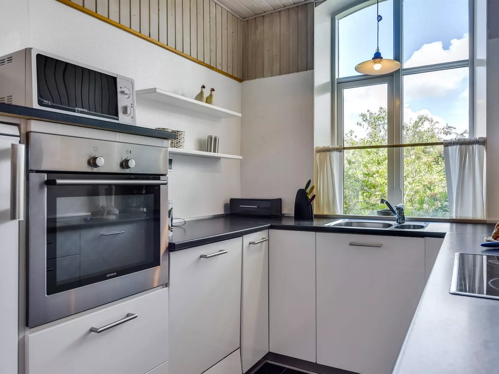 "Styrkar" - 4km from the sea-Dedans