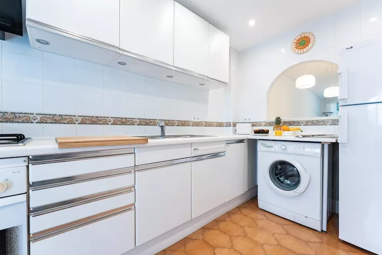 CT 286 - Faro's Marbella Apartment - Monte Paraiso-Kitchen