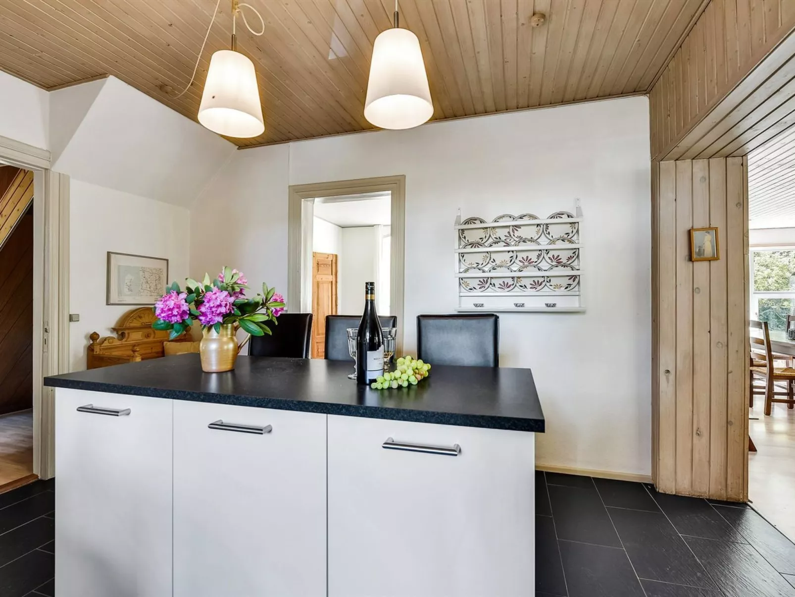 "Styrkar" - 4km from the sea-Dedans