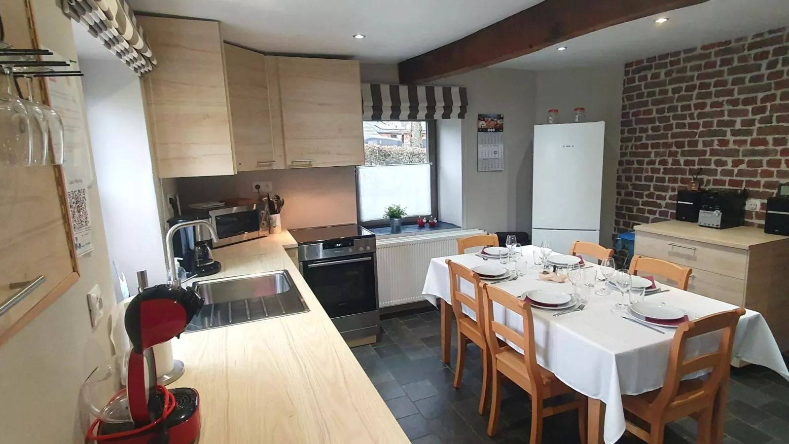 Les Pierris near F1 circuit-Küche