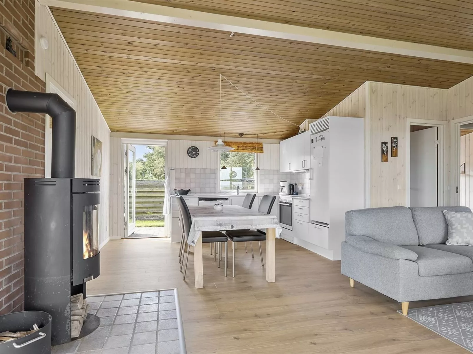 "Assarina" - 15m from the sea-Dedans