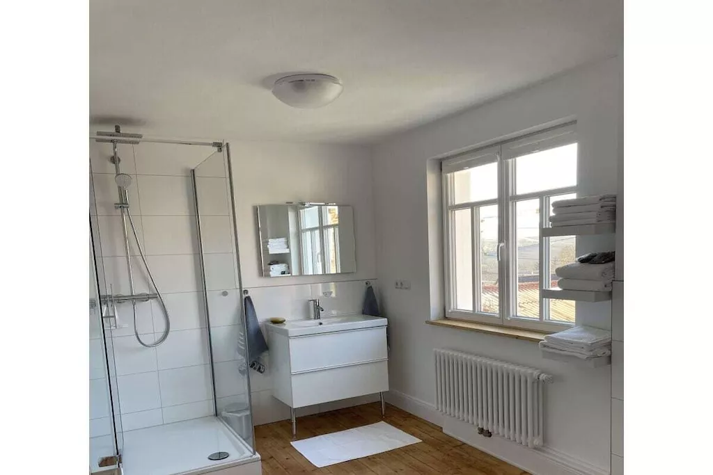 437754-Nicht zugeordnet