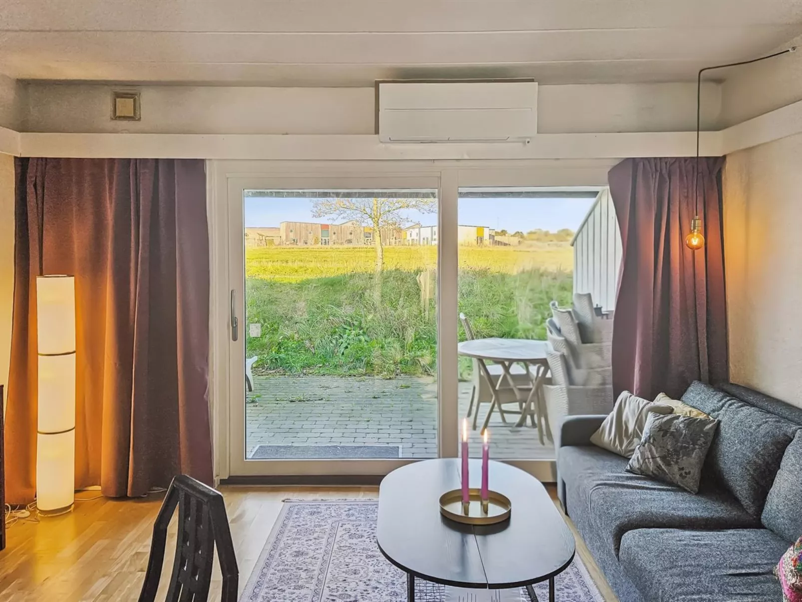 "Esbern" - 6km from the sea-Dedans