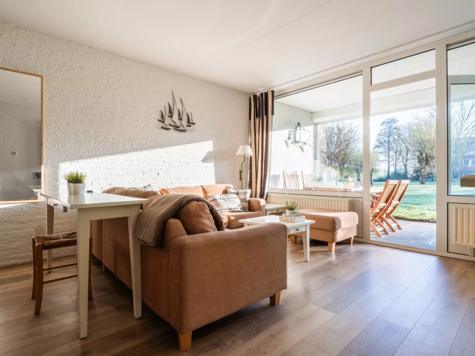 Beach House Bruinisse-Drinnen