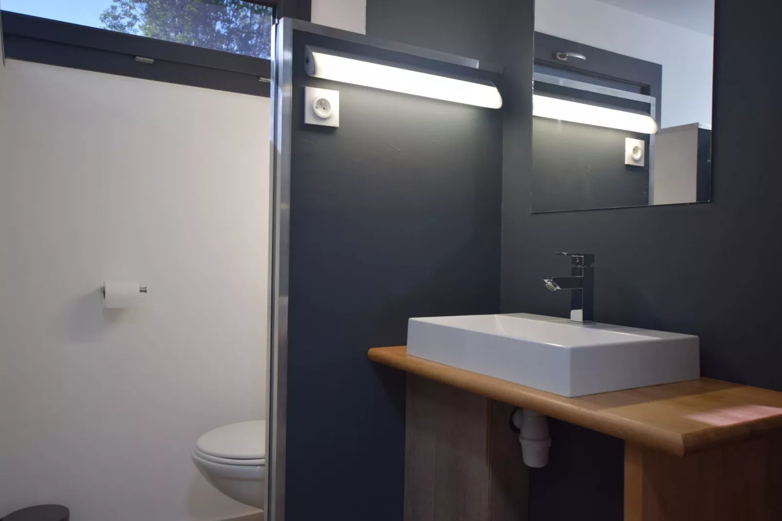 Villa - Les Vans-Badezimmer
