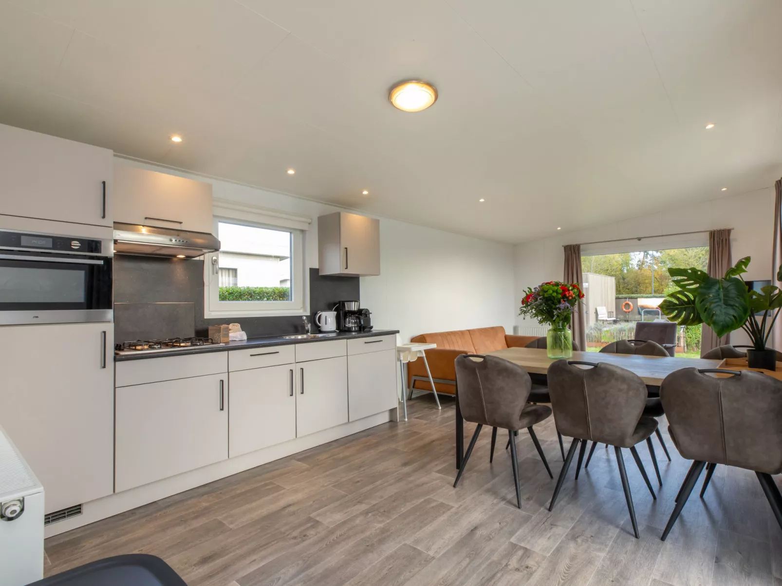 Hart van Zeeland-Inside