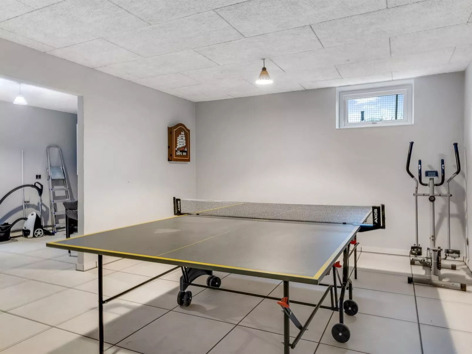 "Bundi" - 25m from the sea-Dedans