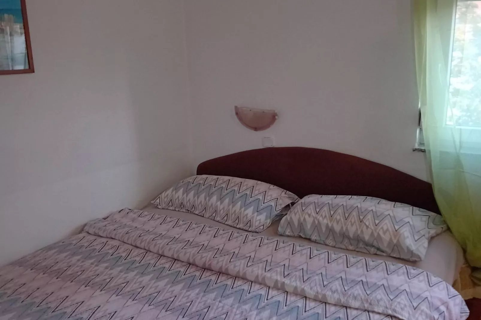 Apartments Petrova-Chambre