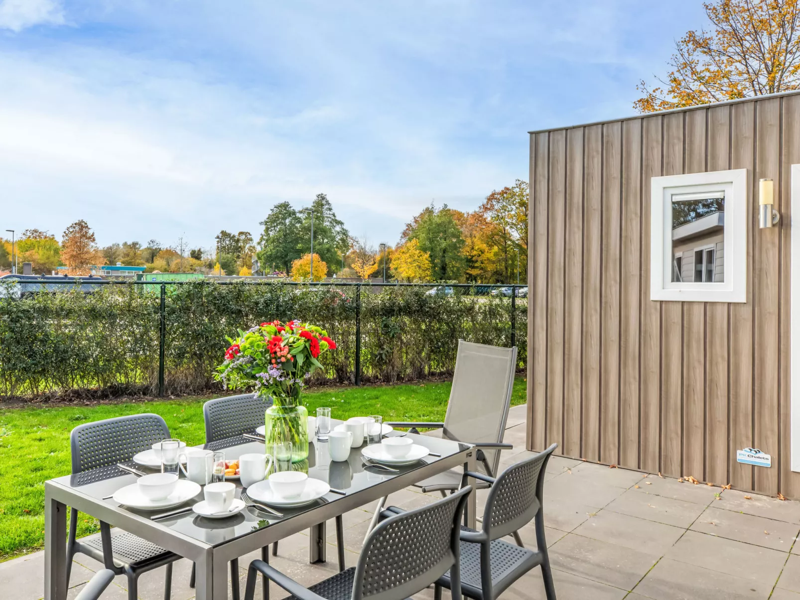 Hart van Zeeland-Outside