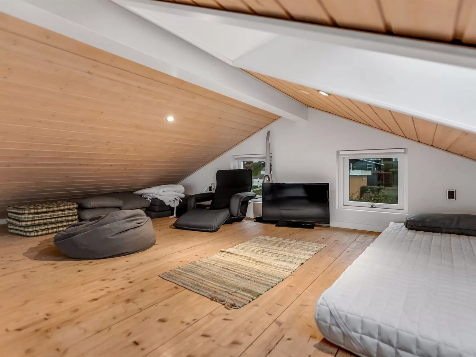 "Bundi" - 25m from the sea-Dedans