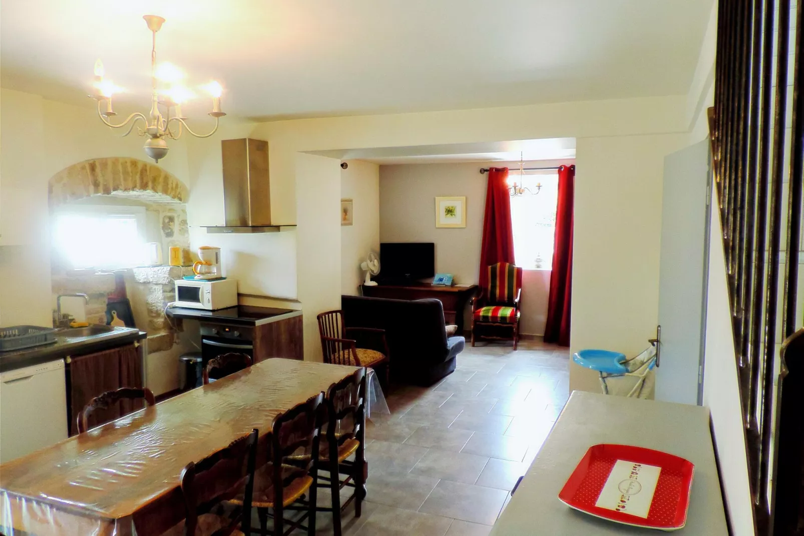LA BOSCALIERE/ CHABROUD-Dining room