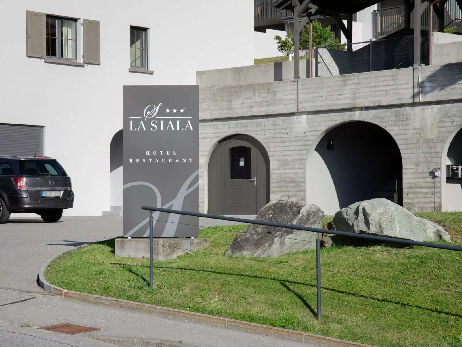 La Siala Apt.22-Outside