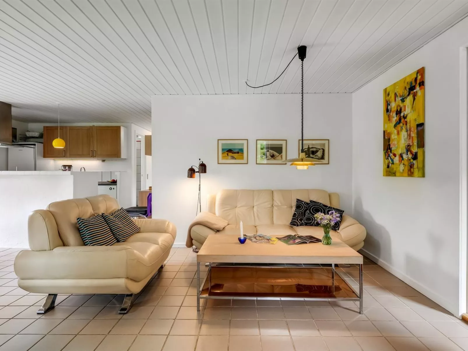 "Ensio" - 1.2km from the sea-Dedans