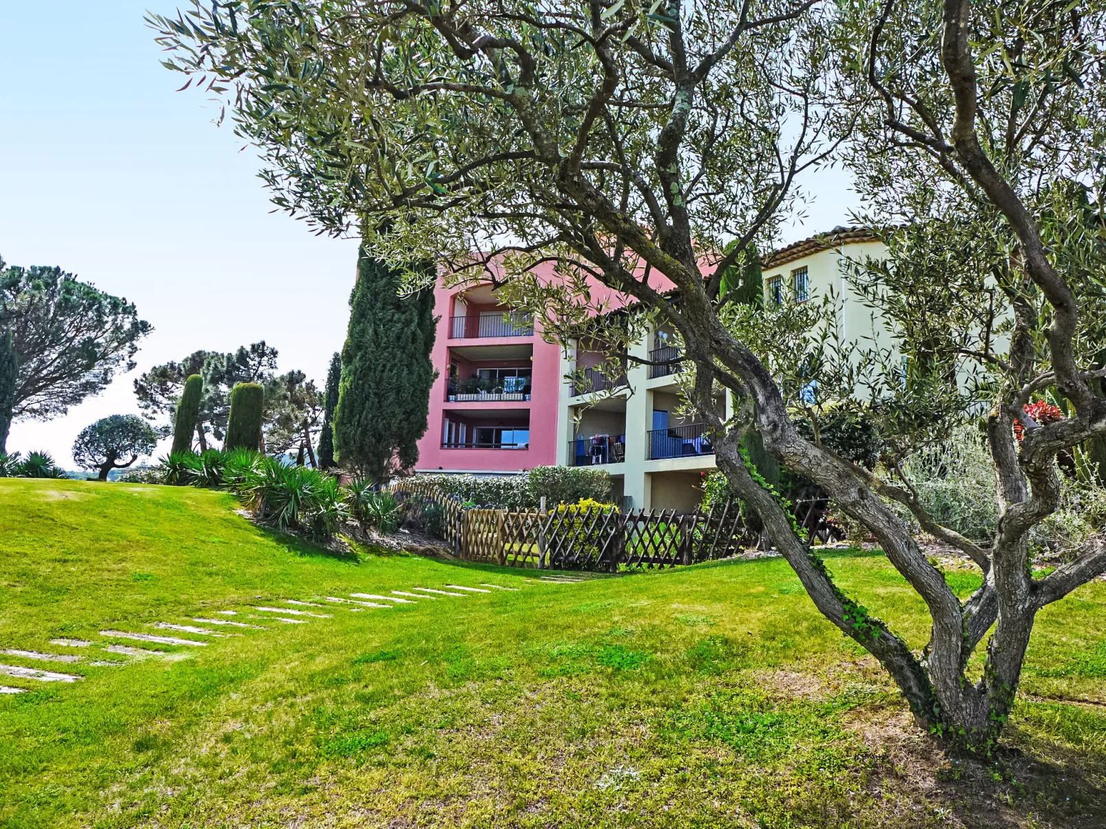 Le Golf de Roquebrune-Dehors