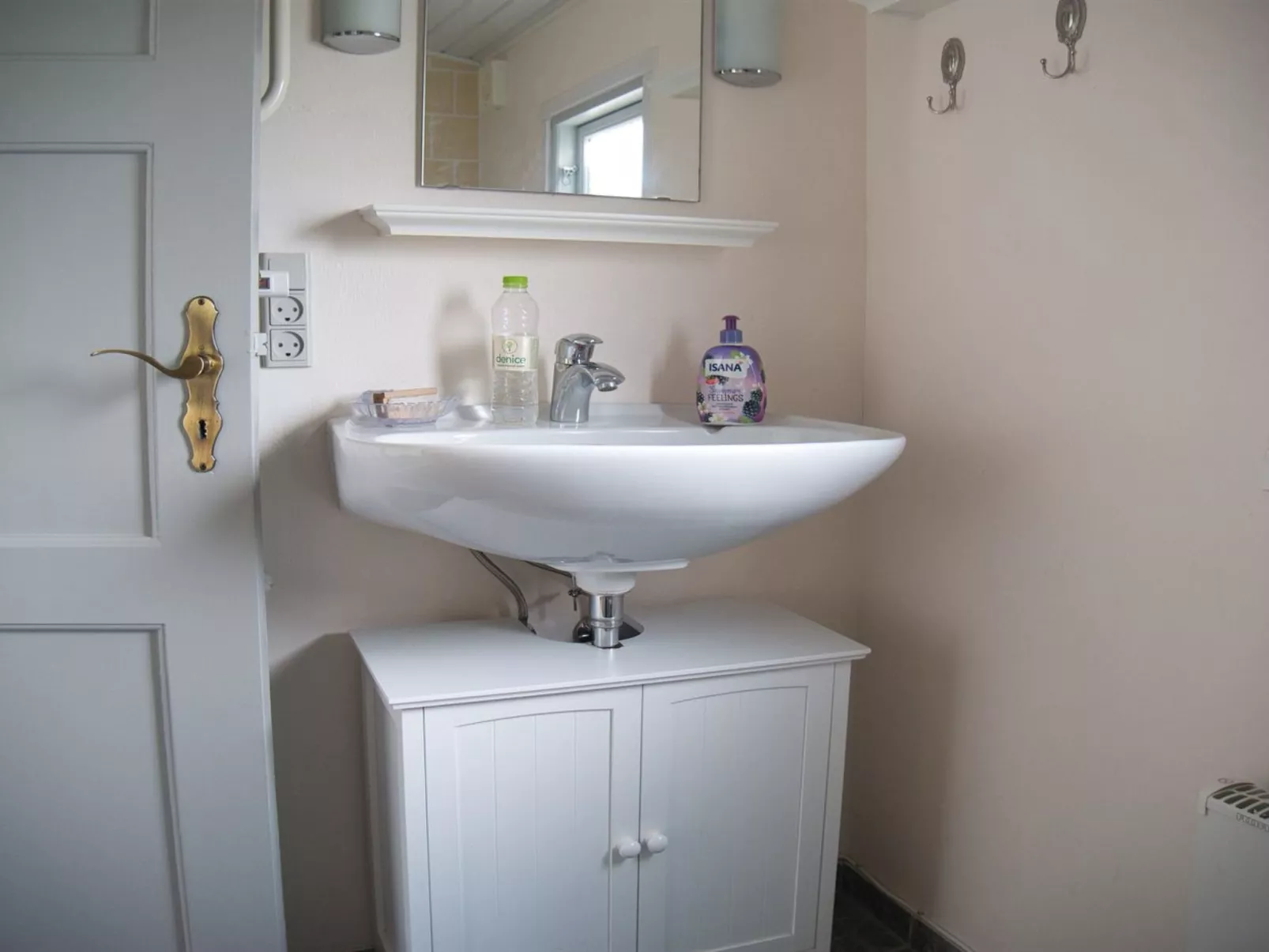 "Hilde" - 75m from the sea-Drinnen