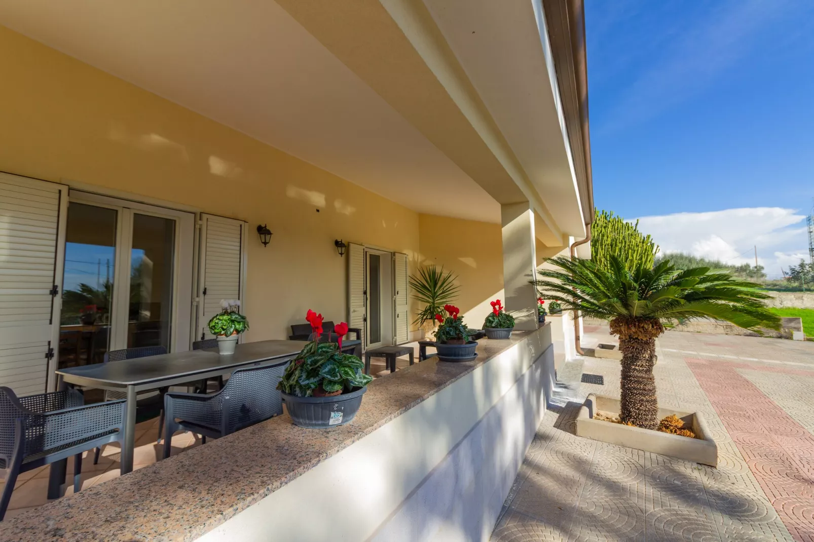 Villa Ninfa-Terrasse