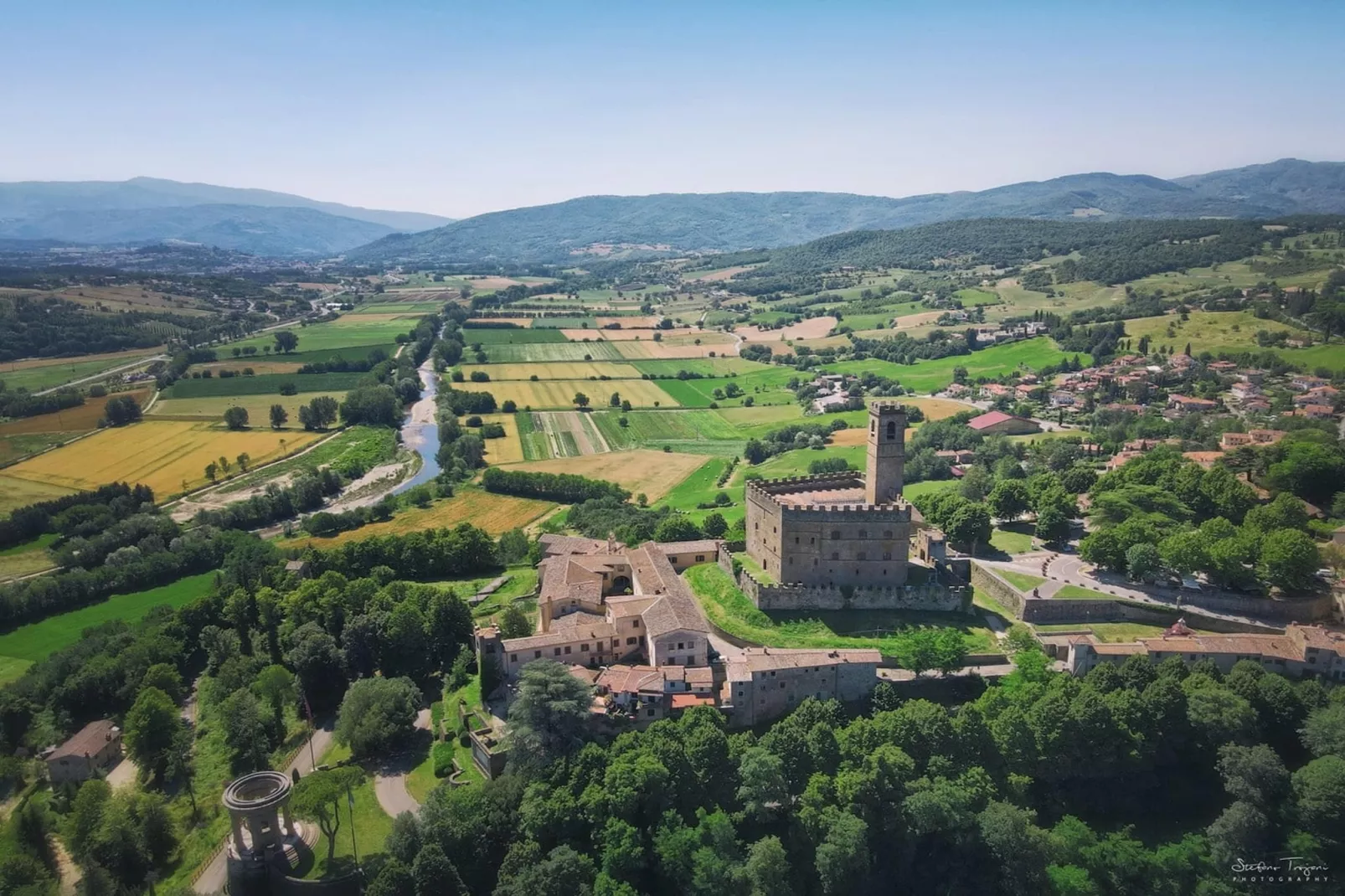 La Rosa-Areas within 5km in summer