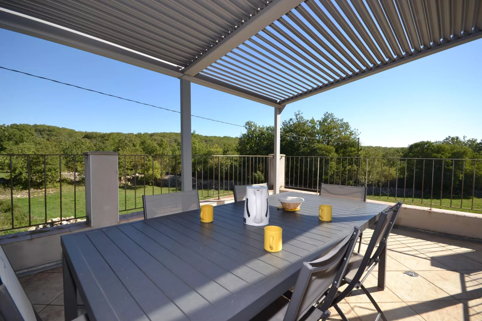 Gite avec mezzanine-Terrace balcony