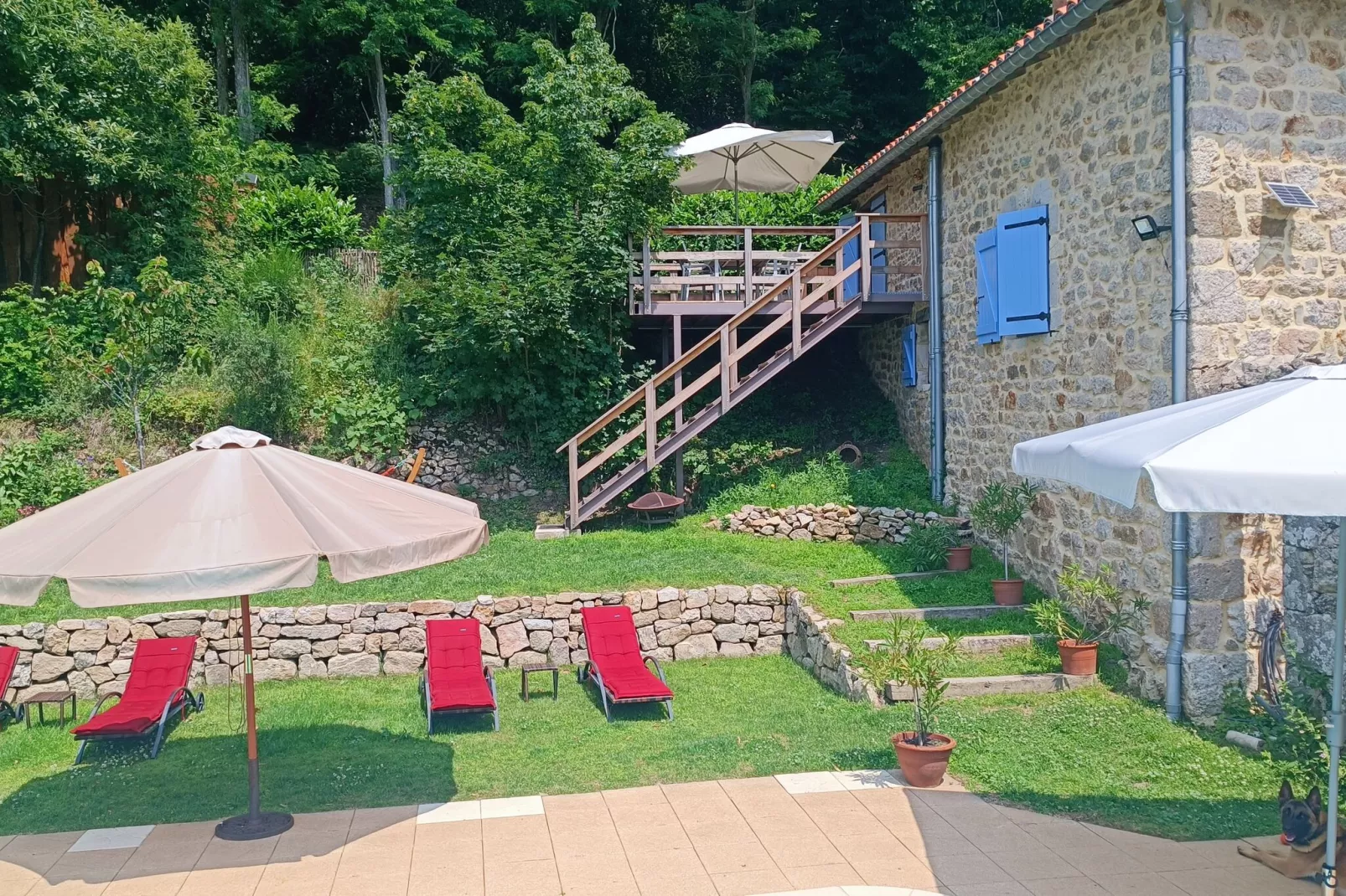 Guesthouse St Basile-Extérieur été