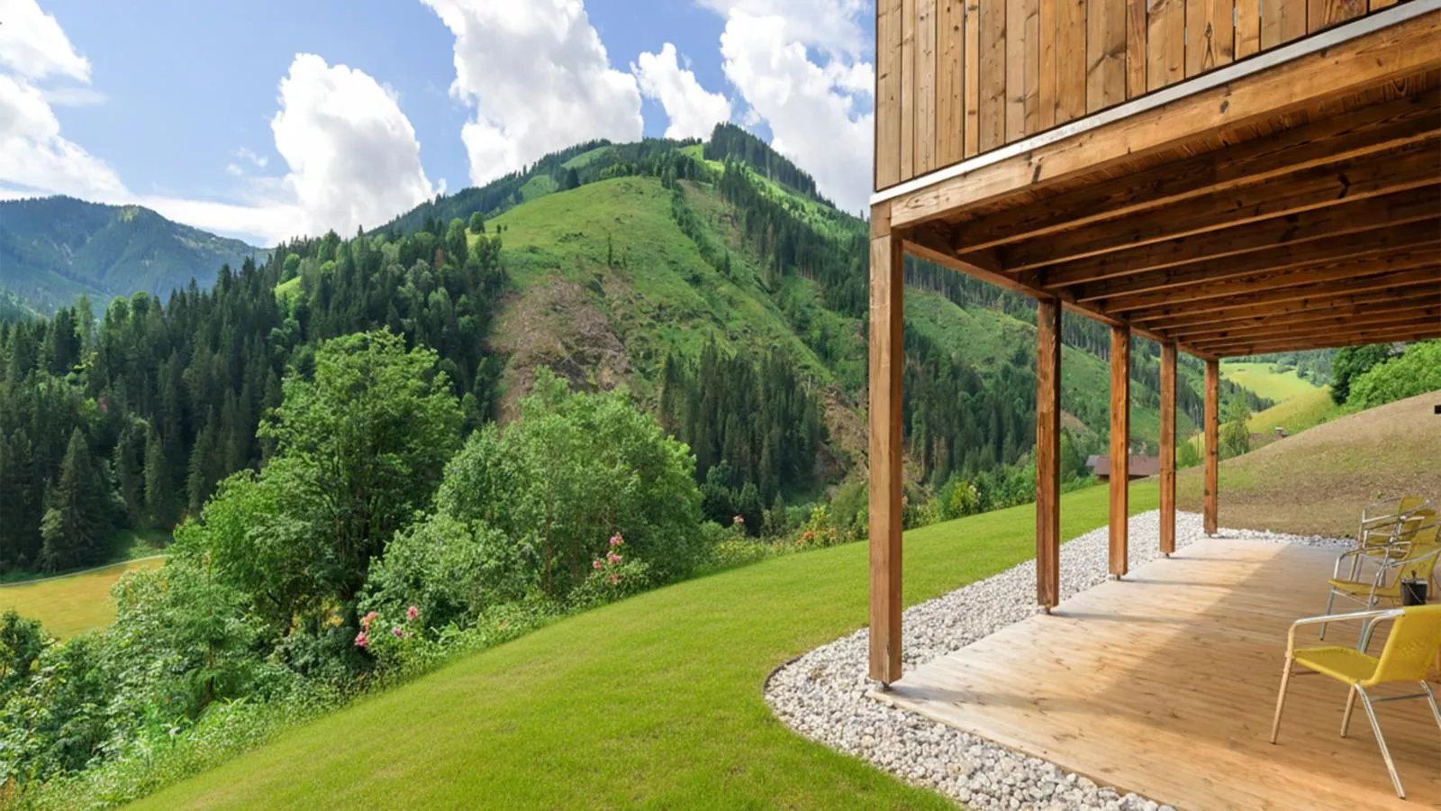 Künstler Chalet-View in summer