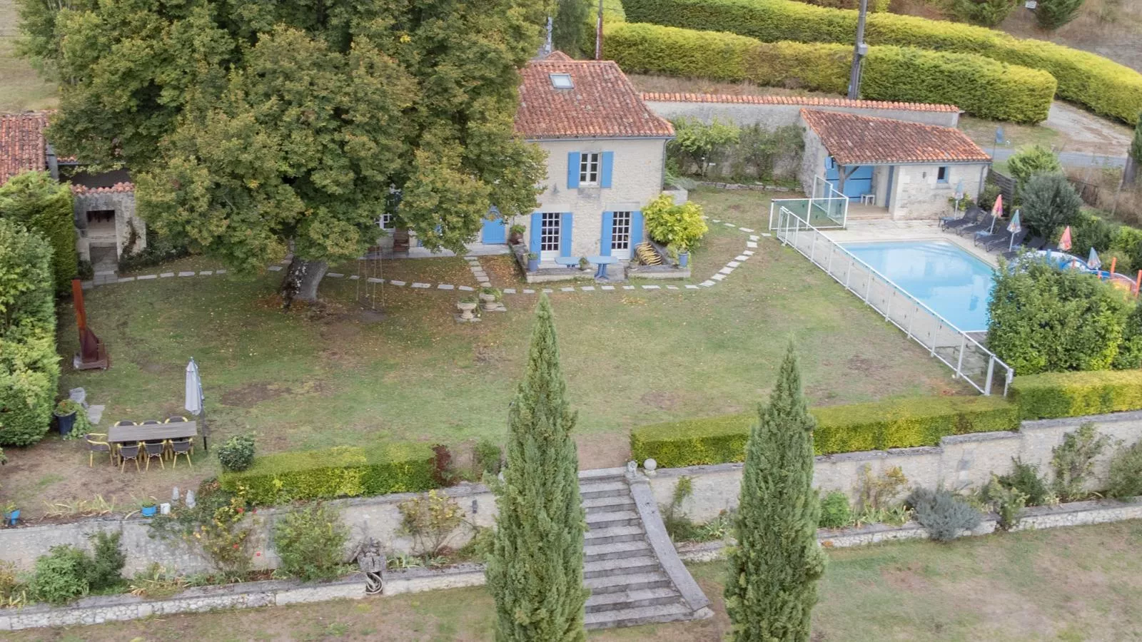 Maswari en Drapeau-Im Freien